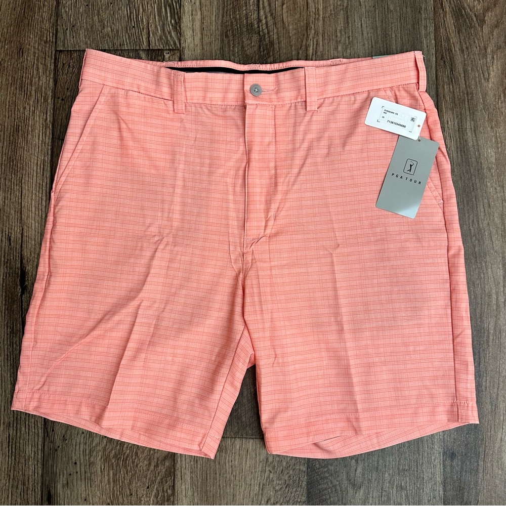 PGA TOUR Men's Golf 50 UPF Sun Protection Shorts Shell Pinkish Size 34